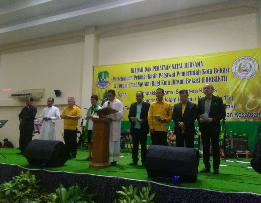 Walikota Bekasi, Dr. Rahmat Efendi Hadiri Natal Bersama PPKPPKB dan FORBAKTI