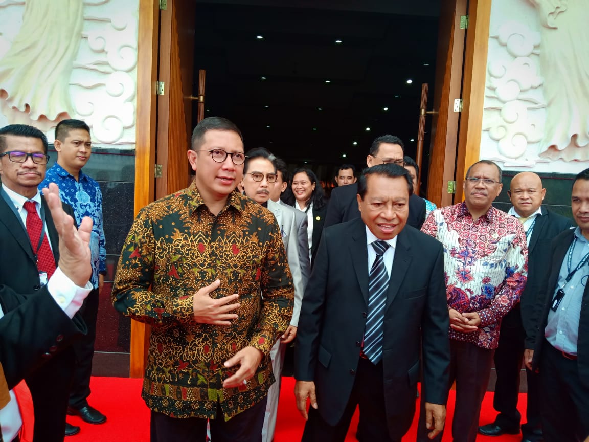 Pukul Gong 5 Kali, Menteri Agama RI Lukman Hakim Saifuddin Buka Mubes VIII PGPI