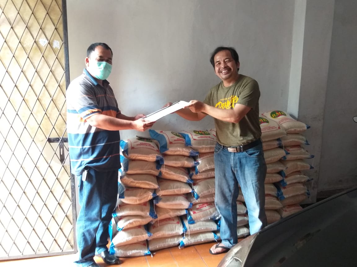 Bantuan Kepada PEWARNA ID Dari Yayasan Pesantren Indonesia Al-Zaytun