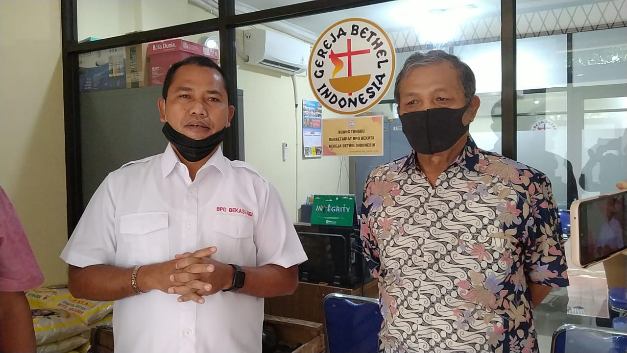 BPD BEKASI GBI SALURKAN BANTUAN SEMBAKO DARI BPH KEPADA GEMBALA-GEMBALA DI KOTA DAN KABUPATEN BEKASI