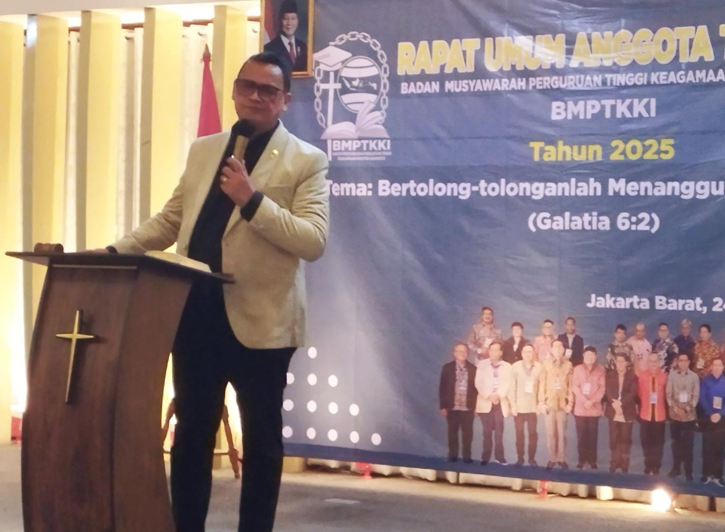 RUAT BMPTKKI 2025: KETUM PGPI PDT. DR. JASON BALOMPAPUENG TEKANKAN PENTINGNYA DOA YANG BERKUASA