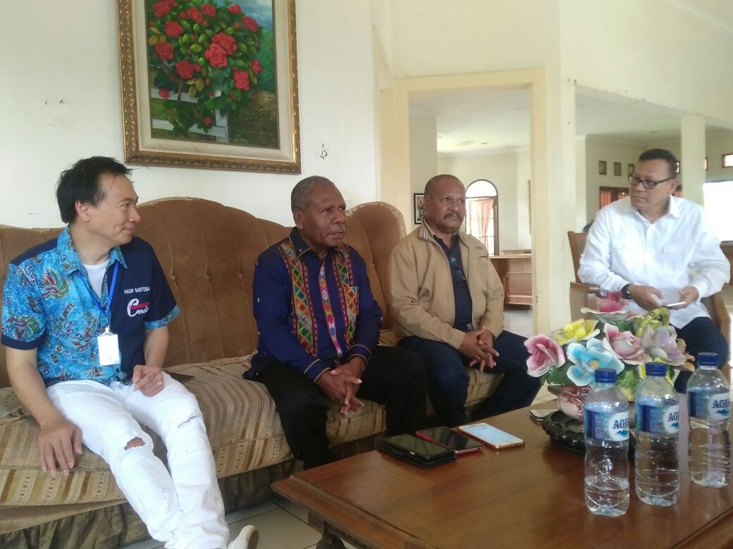 Bupati Jayapura, Mathius Awoitauw, SE., M.Si: Papua butuh guru yang punya kekuatan yang luar biasa, punya karakter kuat untuk hasilkan generasi luar biasa.