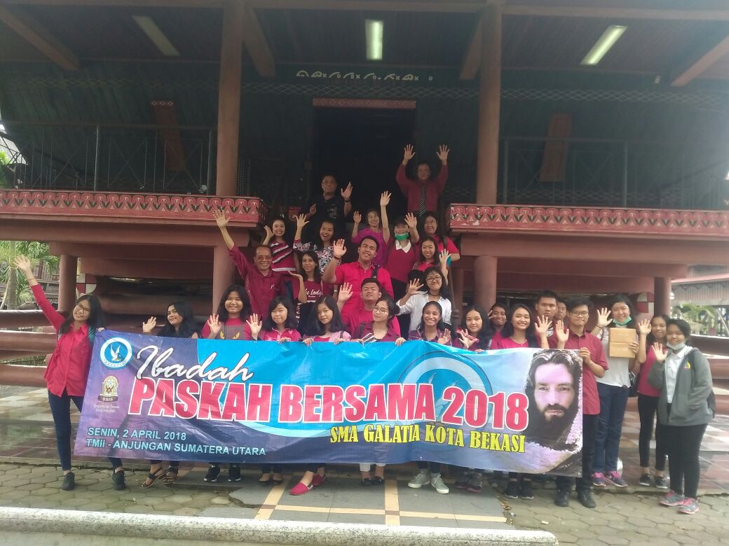 SMA Galatia Kota Bekasi Rayakan Paskah Bersama di TMII